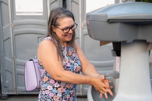 Portable Toilet Options We Offer in Hondo, TX